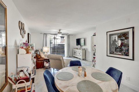 Condominio en venta en Plantation, Florida, 2 dormitorios, 87.33 m2 № 1953021 - foto 11