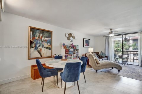 Condominio en venta en Plantation, Florida, 2 dormitorios, 87.33 m2 № 1953021 - foto 12