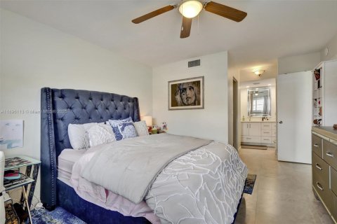 Condominio en venta en Plantation, Florida, 2 dormitorios, 87.33 m2 № 1953021 - foto 23