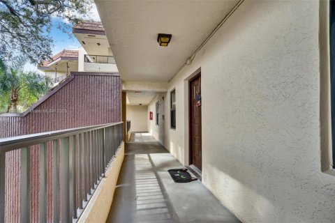 Condominio en venta en Plantation, Florida, 2 dormitorios, 87.33 m2 № 1953021 - foto 6