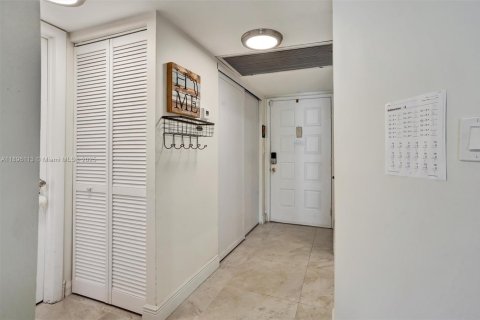 Condominio en venta en Plantation, Florida, 2 dormitorios, 87.33 m2 № 1953021 - foto 25