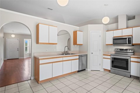 Casa en venta en Spring Hill, Florida, 3 dormitorios, 125.14 m2 № 1907505 - foto 2