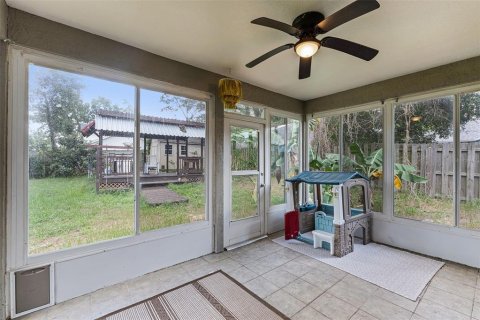 House in DeLand, Florida 3 bedrooms, 126.53 sq.m. № 1910946 - photo 25