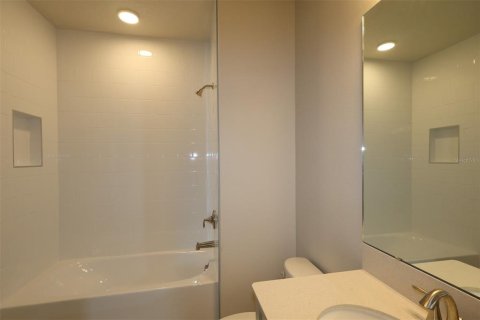 Купить виллу или дом в Апопка, Флорида 13 комнат, 439.24м2, № 2092682 - фото 5