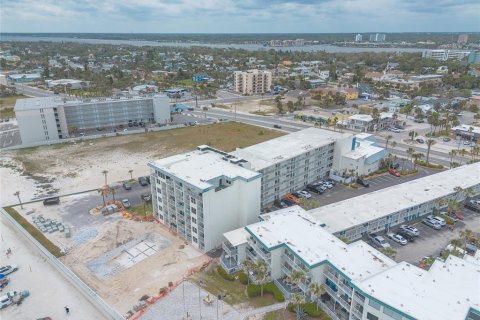 Condominio en venta en Daytona Beach, Florida, 3 habitaciones, 44.41 m2 № 1677849 - foto 21