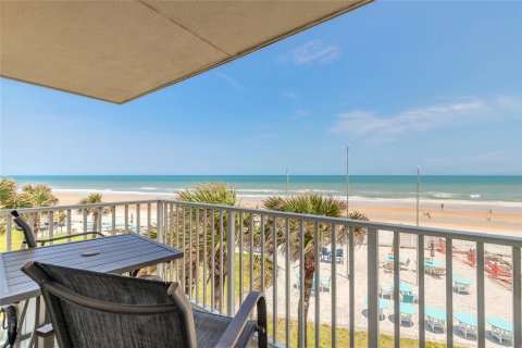 Condominio en venta en Daytona Beach, Florida, 3 habitaciones, 44.41 m2 № 1677849 - foto 14