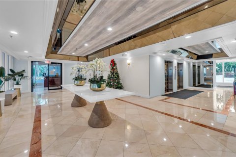 Купить кондоминиум в Майами-Бич, Флорида 2 спальни, 100.8м2, № 1988622 - фото 3