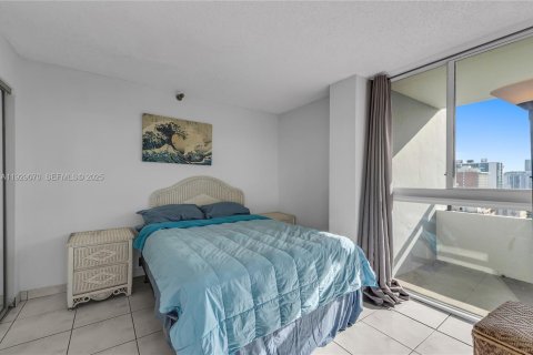 Купить кондоминиум в Майами-Бич, Флорида 2 спальни, 100.8м2, № 1988622 - фото 17