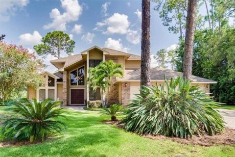 House in Orlando, Florida 6 bedrooms, 334.91 sq.m. № 1865820 - photo 2