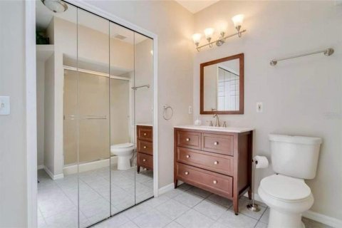 House in Orlando, Florida 6 bedrooms, 334.91 sq.m. № 1865820 - photo 23