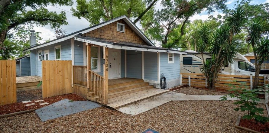 Villa ou maison à Tampa, Floride 3 chambres, 131.18 m2 № 2167698