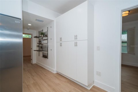 Villa ou maison à louer à Tampa, Floride: 3 chambres, 131.18 m2 № 2167698 - photo 23