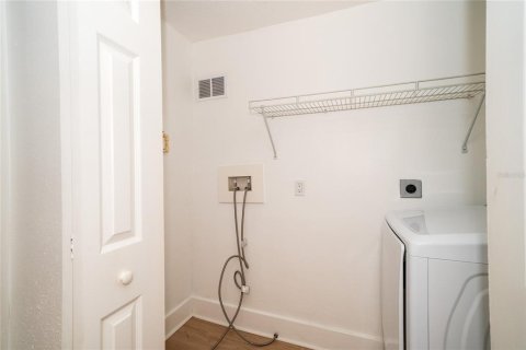 Villa ou maison à louer à Tampa, Floride: 3 chambres, 131.18 m2 № 2167698 - photo 26