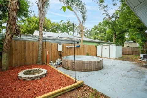 Villa ou maison à louer à Tampa, Floride: 3 chambres, 131.18 m2 № 2167698 - photo 8