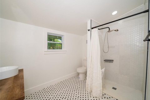 Villa ou maison à louer à Tampa, Floride: 3 chambres, 131.18 m2 № 2167698 - photo 17