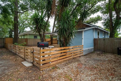 Villa ou maison à louer à Tampa, Floride: 3 chambres, 131.18 m2 № 2167698 - photo 2