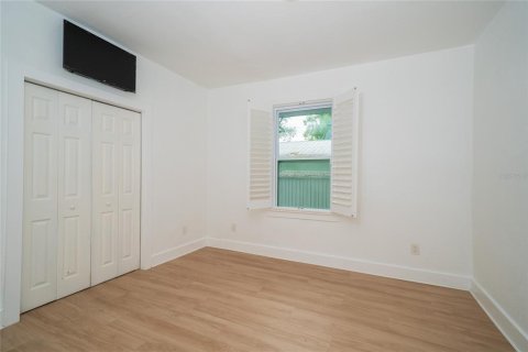 Villa ou maison à louer à Tampa, Floride: 3 chambres, 131.18 m2 № 2167698 - photo 21