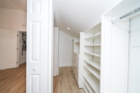 Villa ou maison à louer à Tampa, Floride: 3 chambres, 131.18 m2 № 2167698 - photo 30