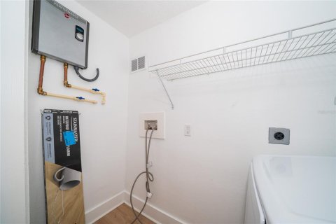 Villa ou maison à louer à Tampa, Floride: 3 chambres, 131.18 m2 № 2167698 - photo 27