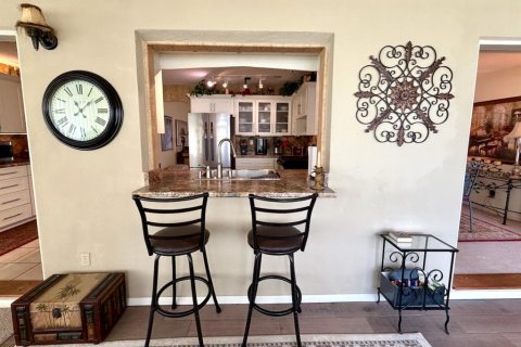 House in Pinellas Park, Florida 2 bedrooms, 143.63 sq.m. № 2151721 - photo 16