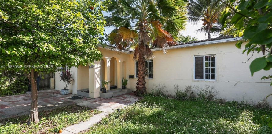 Casa en Miami Beach, Florida 3 dormitorios, 126.35 m2 № 2255175