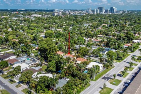 Casa en venta en Hollywood, Florida, 3 dormitorios, 170.2 m2 № 2271046 - foto 3
