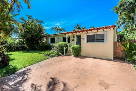 Casa en venta en Hollywood, Florida, 3 dormitorios, 170.2 m2 № 2271046 - foto 22