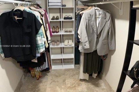 Adosado en venta en Miami, Florida, 2 dormitorios, 120.77 m2 № 1833977 - foto 8