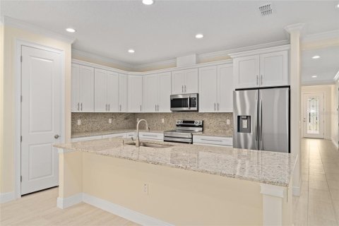 Villa ou maison à vendre à Summerfield, Floride: 4 chambres, 191.1 m2 № 1909544 - photo 3