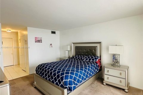 Купить кондоминиум в Авентура, Флорида 1 спальня, 81.1м2, № 2154808 - фото 13