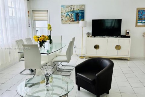 Купить кондоминиум в Авентура, Флорида 1 спальня, 81.1м2, № 2154808 - фото 5
