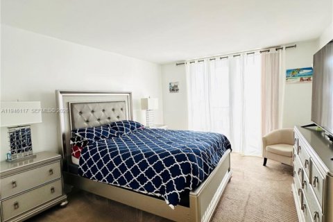 Купить кондоминиум в Авентура, Флорида 1 спальня, 81.1м2, № 2154808 - фото 10