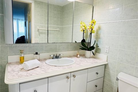 Купить кондоминиум в Авентура, Флорида 1 спальня, 81.1м2, № 2154808 - фото 11