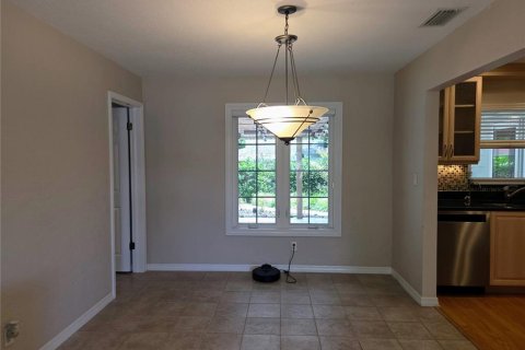 Villa ou maison à louer à Seminole, Floride: 3 chambres, 142.33 m2 № 2387390 - photo 8