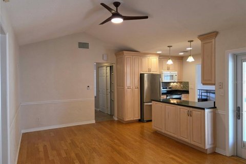 Villa ou maison à louer à Seminole, Floride: 3 chambres, 142.33 m2 № 2387390 - photo 17