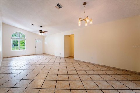 House in LaBelle, Florida 3 bedrooms, 103.68 sq.m. № 1765132 - photo 10