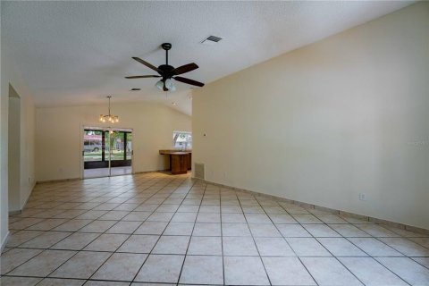 House in LaBelle, Florida 3 bedrooms, 103.68 sq.m. № 1765132 - photo 6