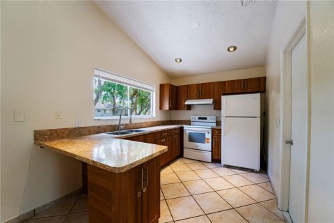 House in LaBelle, Florida 3 bedrooms, 103.68 sq.m. № 1765132 - photo 15