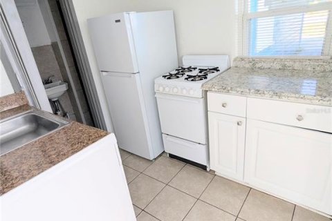 Immobilier commercial à vendre à Daytona Beach, Floride: 4 chambres, 206.24 m2 № 1827642 - photo 23