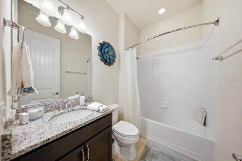 Casa en venta en Orlando, Florida, 7 dormitorios, 422.15 m2 № 2124668 - foto 23