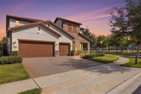 Casa en venta en Orlando, Florida, 7 dormitorios, 422.15 m2 № 2124668 - foto 4