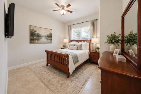 Casa en venta en Orlando, Florida, 7 dormitorios, 422.15 m2 № 2124668 - foto 21