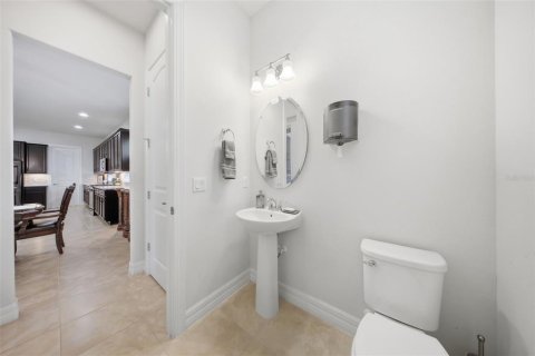 Casa en venta en Orlando, Florida, 7 dormitorios, 422.15 m2 № 2124668 - foto 24