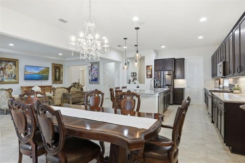 Casa en venta en Orlando, Florida, 7 dormitorios, 422.15 m2 № 2124668 - foto 14