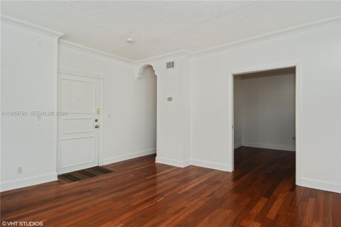 Купить кондоминиум в Майами-Бич, Флорида 2 спальни, 74.32м2, № 2051816 - фото 7