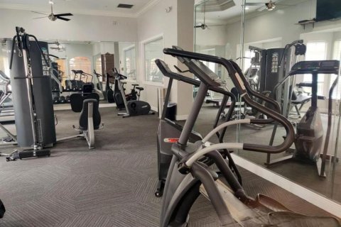 Condo in Altamonte Springs, Florida, 3 bedrooms  № 2197977 - photo 14