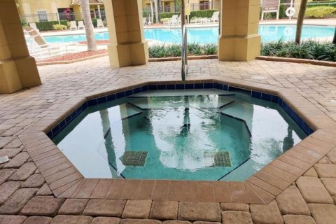 Condo in Altamonte Springs, Florida, 3 bedrooms  № 2197977 - photo 12