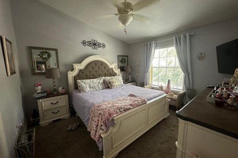 Condo in Altamonte Springs, Florida, 3 bedrooms  № 2197977 - photo 9