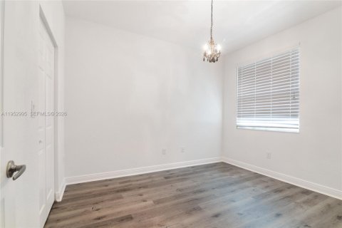 Copropriété à louer à Pembroke Pines, Floride: 3 chambres, 178.74 m2 № 2008730 - photo 13