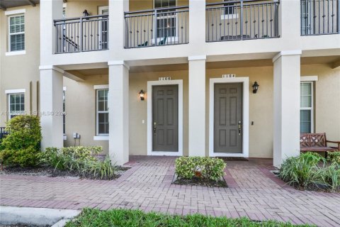 Condo à Pembroke Pines, Floride, 3 chambres  № 2008730